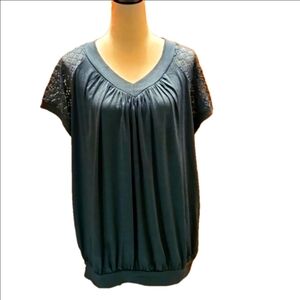 Dressin Forest Green Raglan Short Lace Sleeved Top Ruched Neckline Women size L